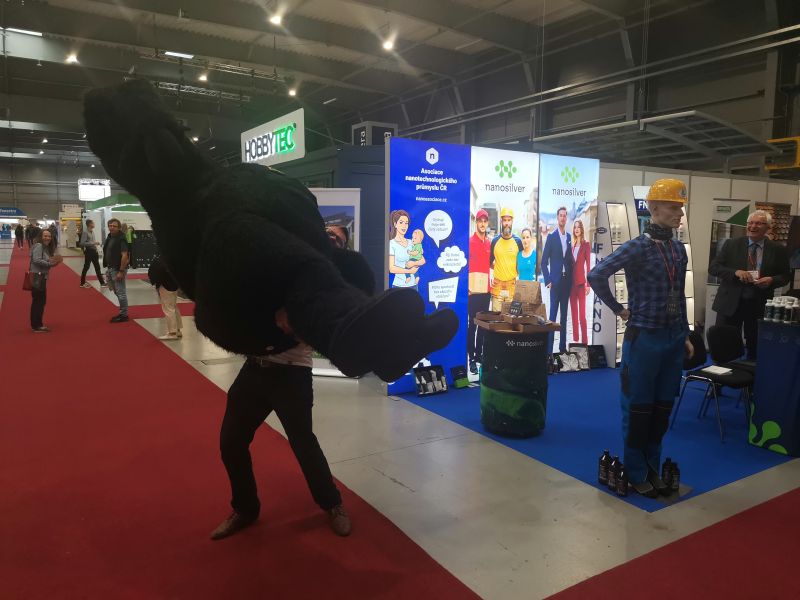 250916 Kingkong ve stanku nanosilver